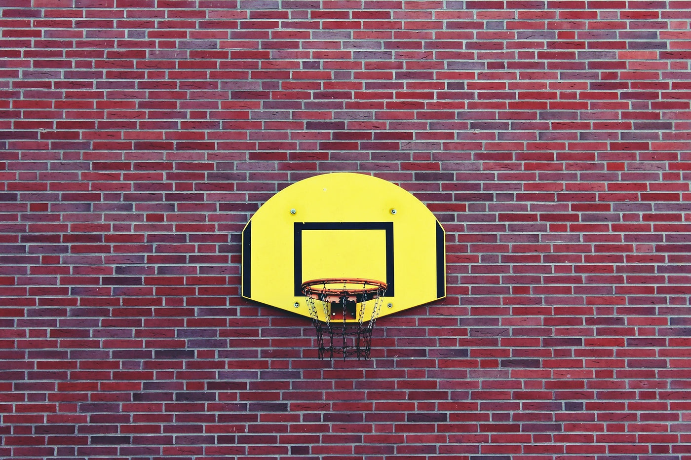 Factors to Know Before Installing a Wall-Mounted Basketball Hoop