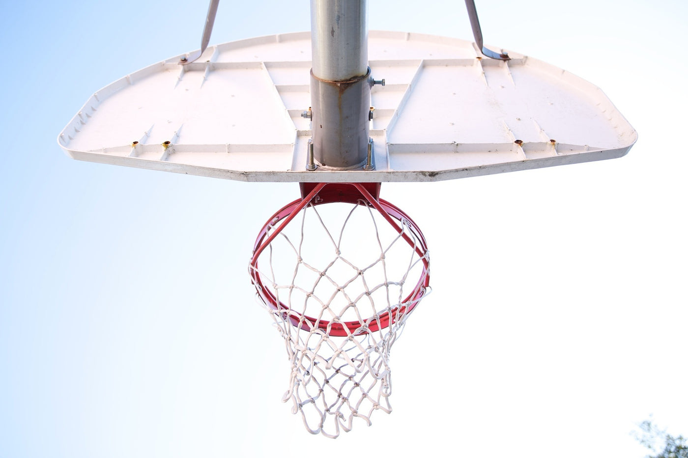 3 Factors to Consider to Buy the Right Basketball System